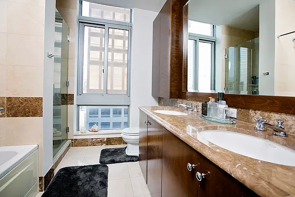 Sold by Waldstar Real Estate LLC | media 29