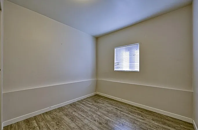 467 Dixon St #1A — Photo 2