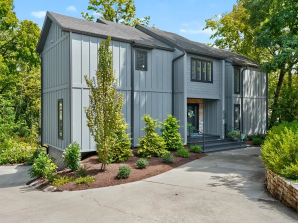 436 Lakeshore Dr, Lexington, KY 40502