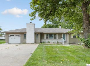 1009 S Washington St, Papillion, NE 68046