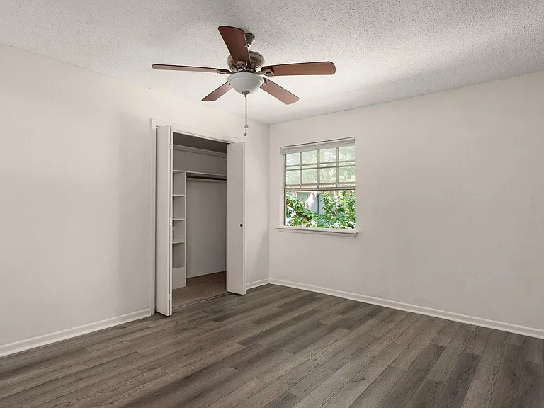 7409 Shadow Hill Dr #113 — Photo 18