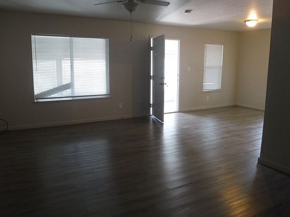 4th image of 2382 Butte House Rd