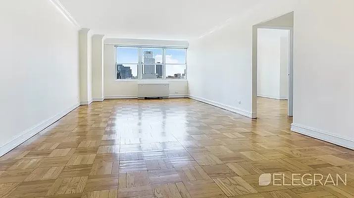 Rented by Elegran | media 10