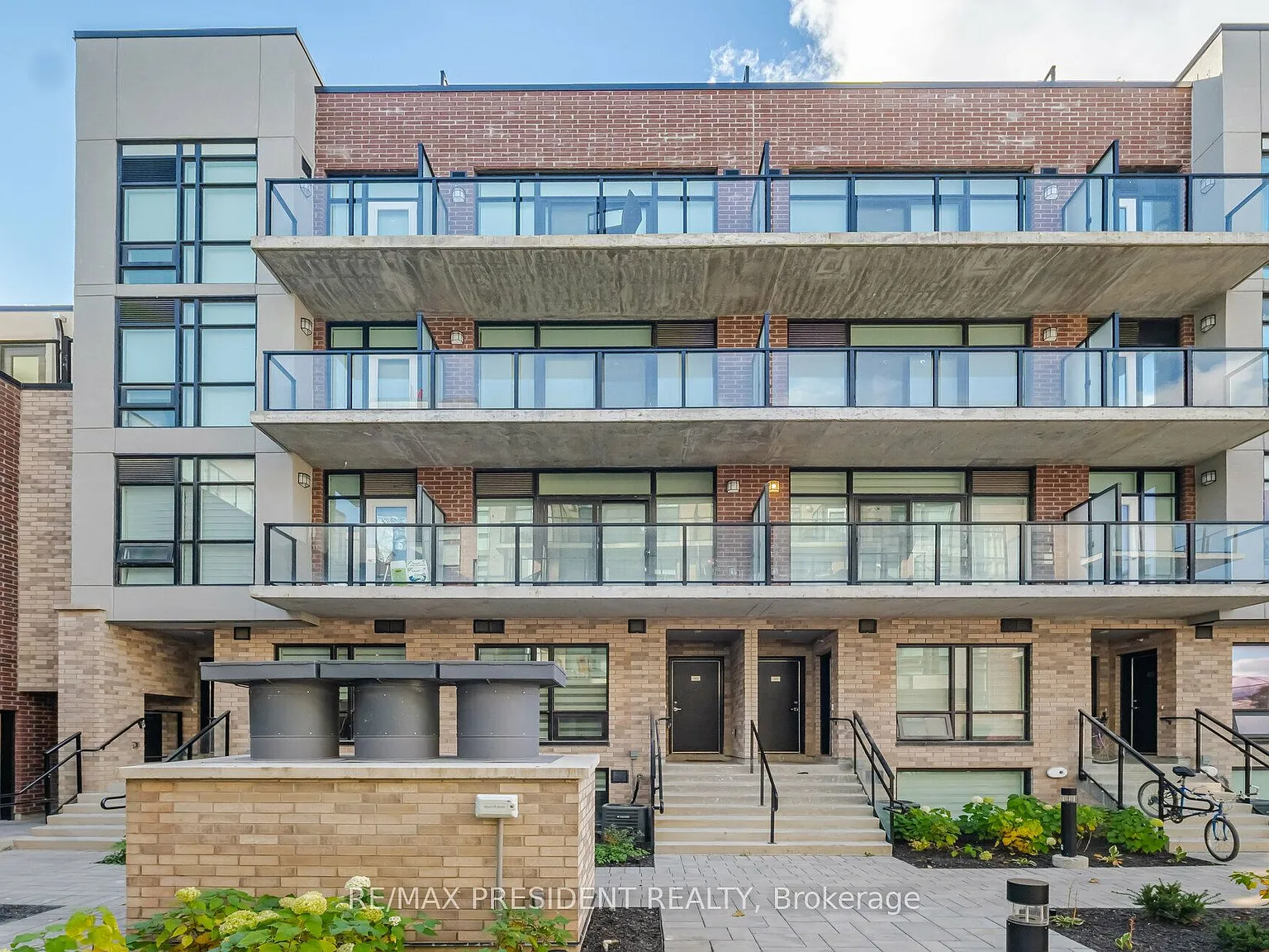 2 bed, $2,900 — Photo 2