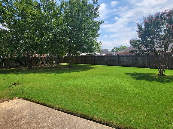3rd image of 8667 Marsh Ln