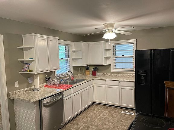 3rd image of 508 N Jefferson St