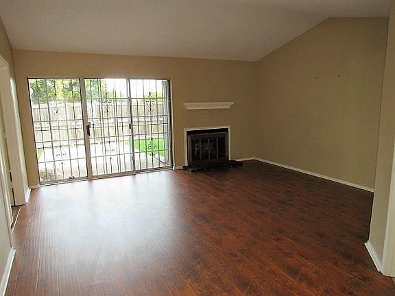 2nd image of 2508 Brook Hollow Ct