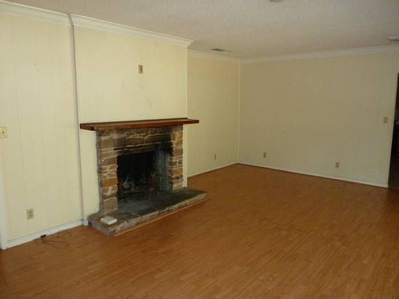 Family Room w/FP
