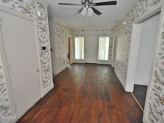 5th image of 1520 W Haven Boulevard