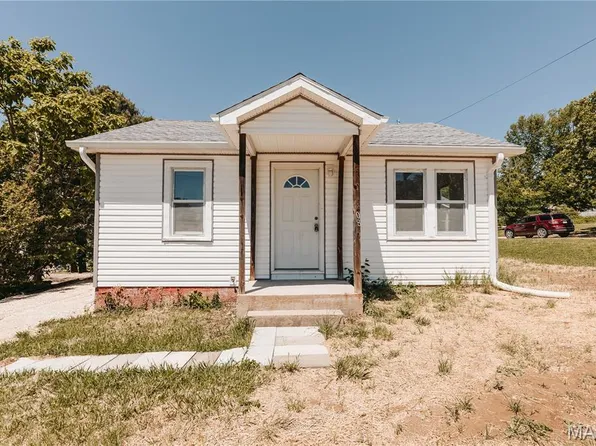 308 W 5th St, Dixon, MO 65459