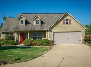 2710 Jennifer Ct, Opelika, AL 36804