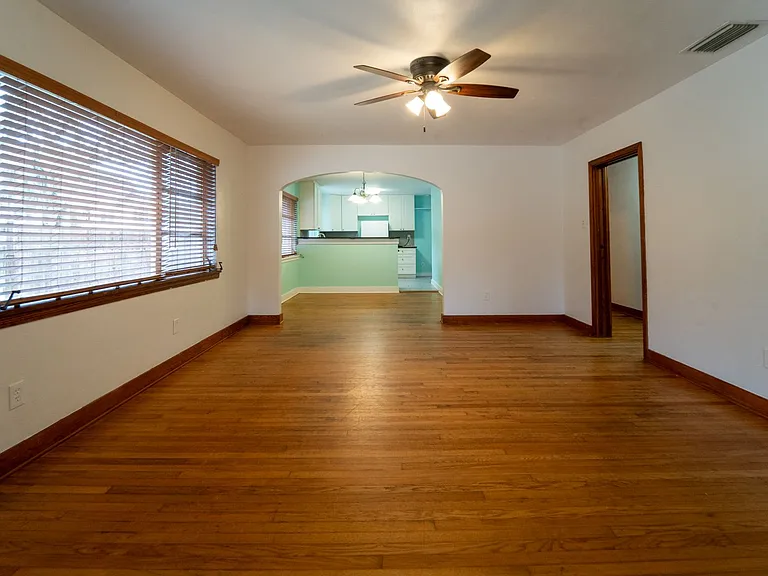 64 Fullerwood Dr — Photo 7