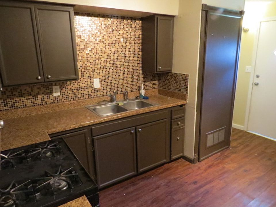 1st image of 321 W 10th Ave APT C
