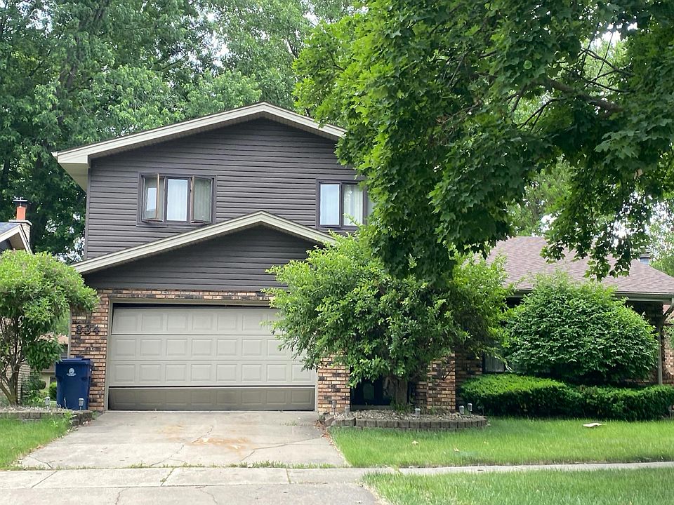 1st image of 834 Kostner Ave