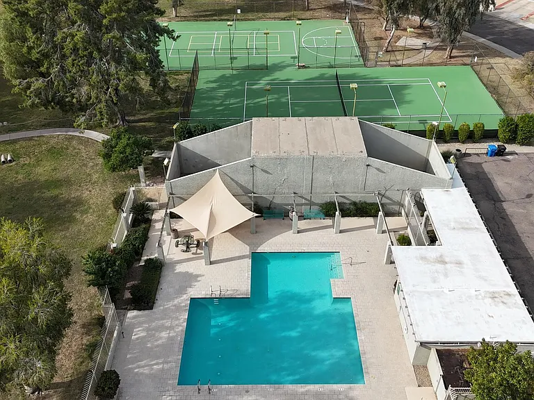 4401 W McRae Way — Photo 18