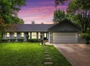 10501 Sagamore Rd, Leawood, KS 66206