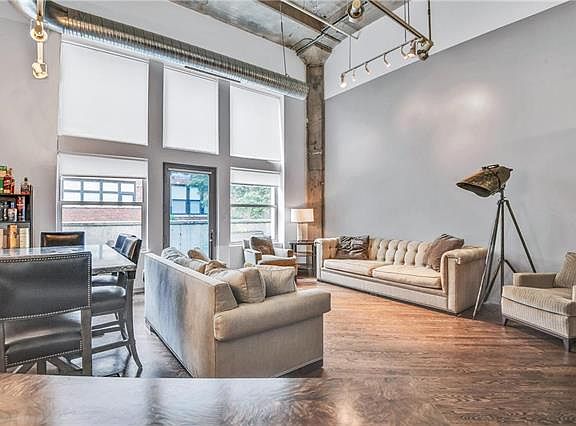 2nd image of 2107 Grand 105 Blvd