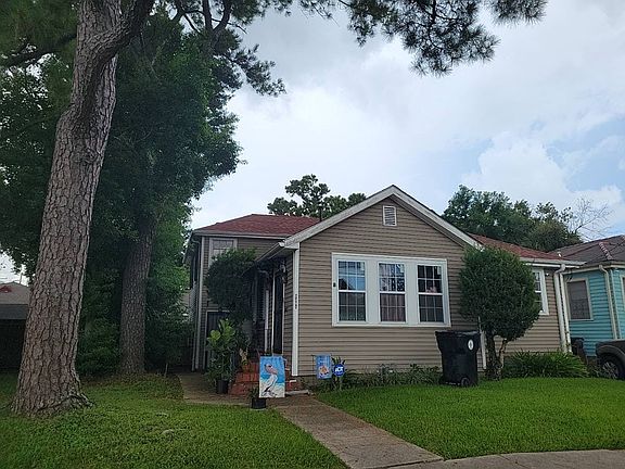 3rd image of 9408 Palm St