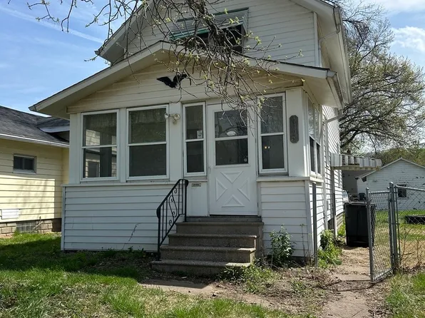 3113 9 1/2 St, Rock Island, IL 61201