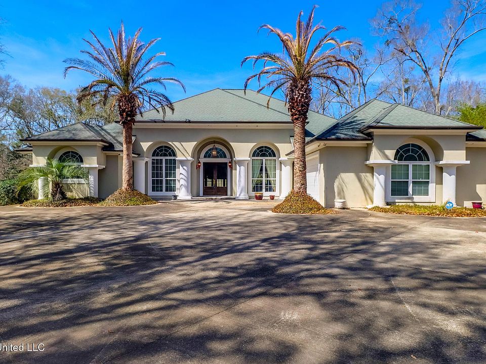 1st image of 25168 Hillbrooke Ln