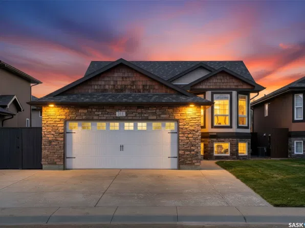 311 Blackstock Cove, Saskatoon, SK S7T 0H3