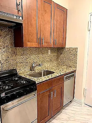 Rented by Compass | media 21