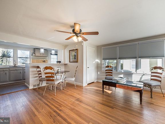 4th image of 1108 Lane Ave