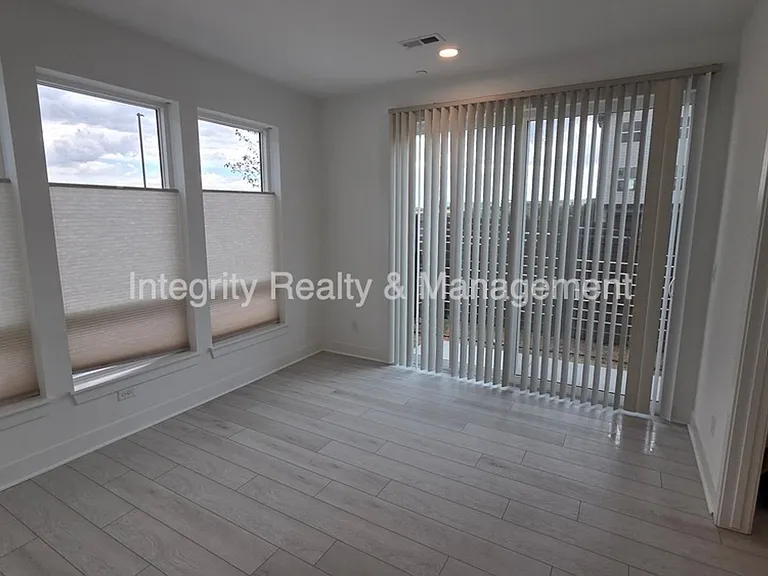 11014 E Hinsdale Cir — Photo 30