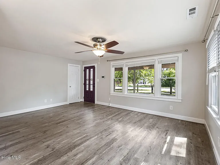 5009 Park Ave — Photo 8