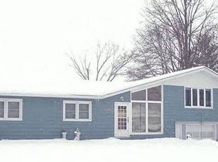 1305 Lynnwood Dr, Burlington, IA 52601