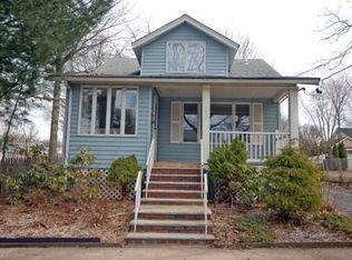 257 S 8th Ave, Highland Park, NJ