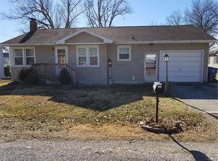 5 W Maple St, New Baden, IL