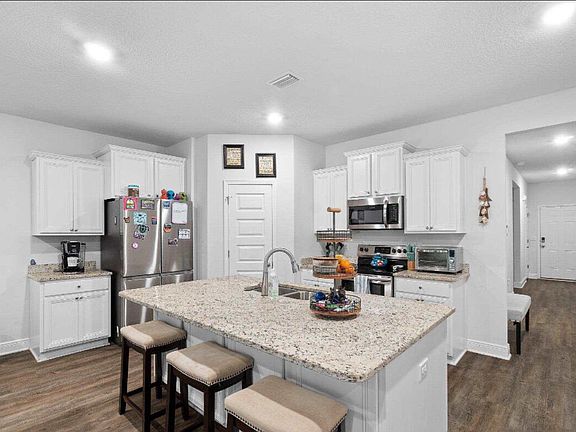 3rd image of 3858 Hawks Landing Cir