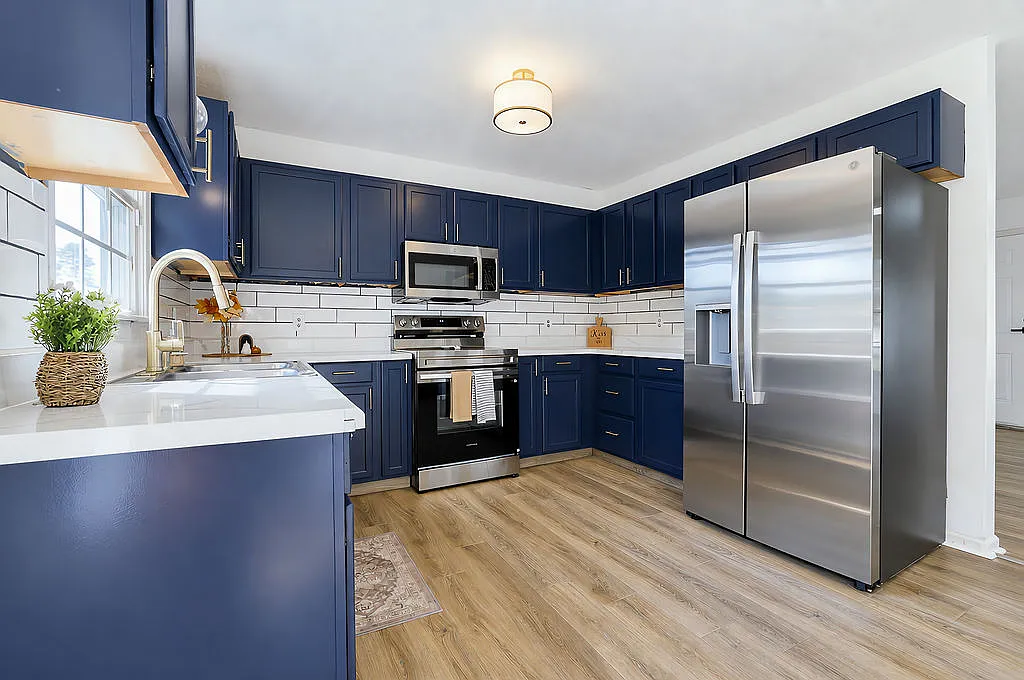 3 bed, 1251 sqft, $1,785 — Photo 4