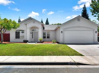 1742 Acacia Ave, Sanger, CA 93657