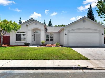 1742 Acacia Ave, Sanger, CA, 93657