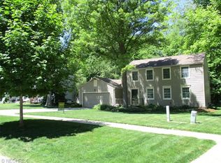 1111 Gentry Dr, Medina, OH 44256