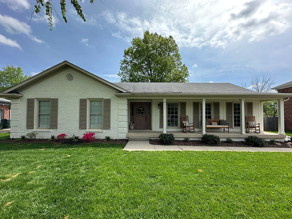 Exterior of house is freshly painted and has new landscaping!