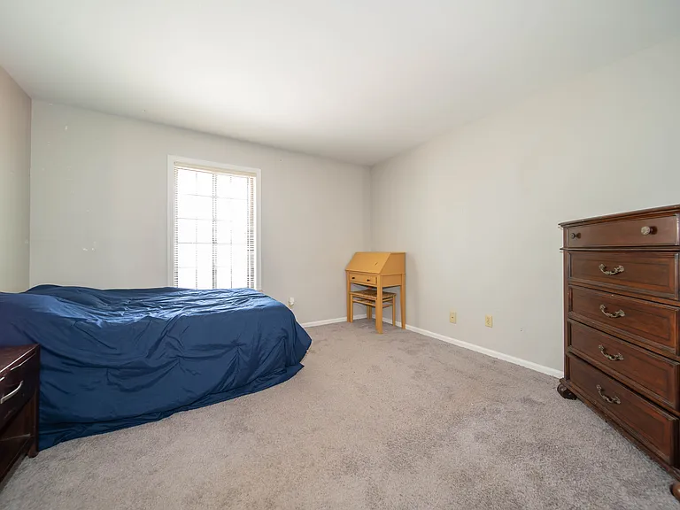 2257 Rome Dr — Photo 19