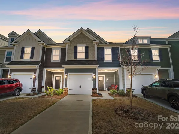 2712 Aubrey St, Monroe, NC 28110