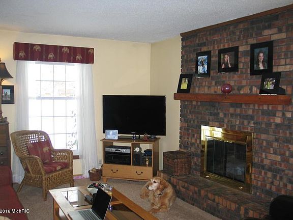 5th image of 09287 Riverbend Dr