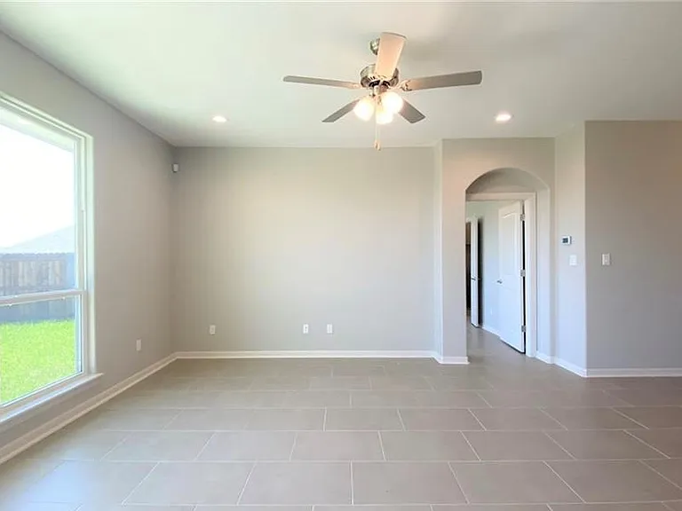 5713 River Rd — Photo 3