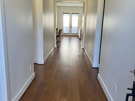 3rd image of 10330 Grove Row Ave
