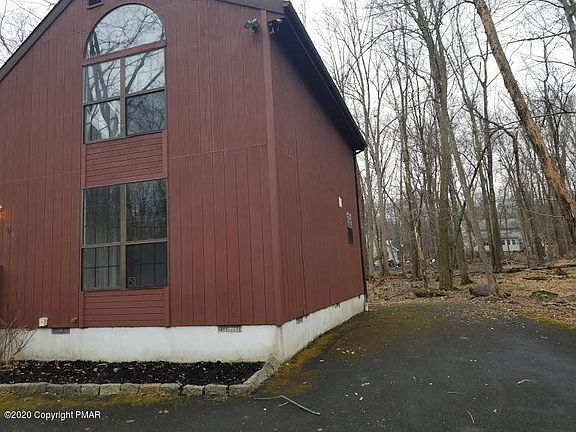 3rd image of 1141 Woodland Dr