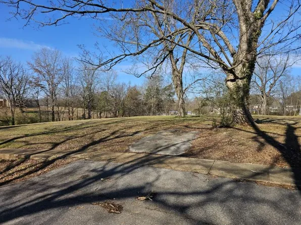 W Marginal St, Somerville, TN 38068