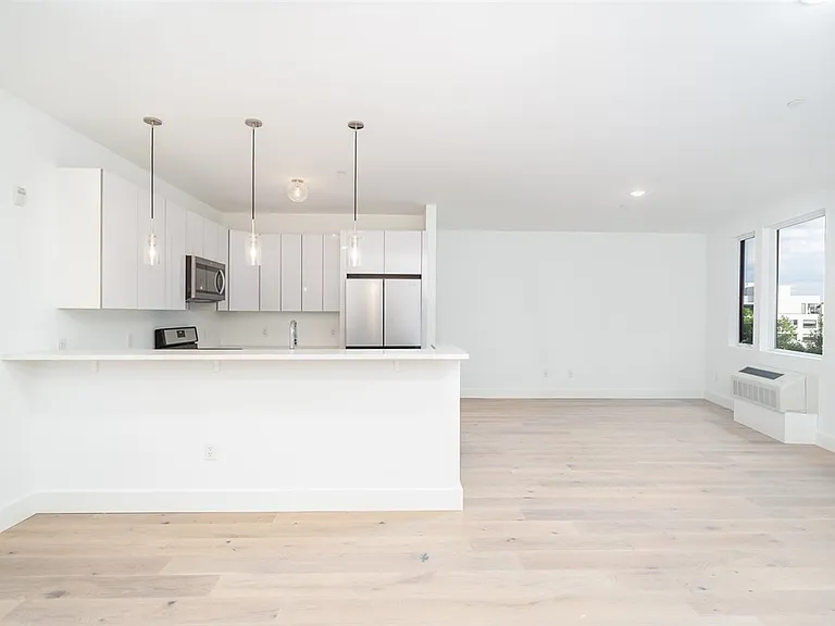 8621 River Rd #6D — Photo 3
