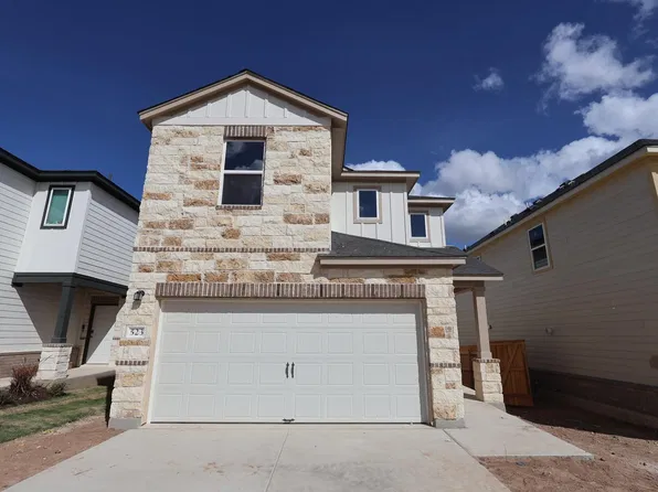 523 Bishop Wood Rd, Dripping Springs, TX 78620
