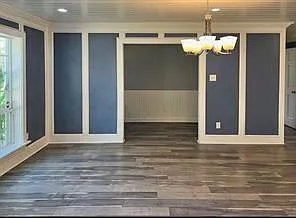 17715 Loring Ln — Photo 5