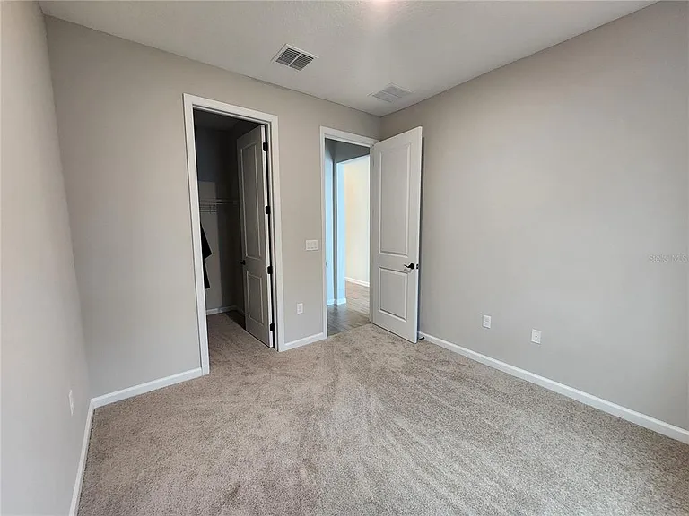 708 Griffon Ave — Photo 15
