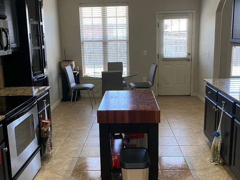 2610 N Brush Creek Dr — Photo 5